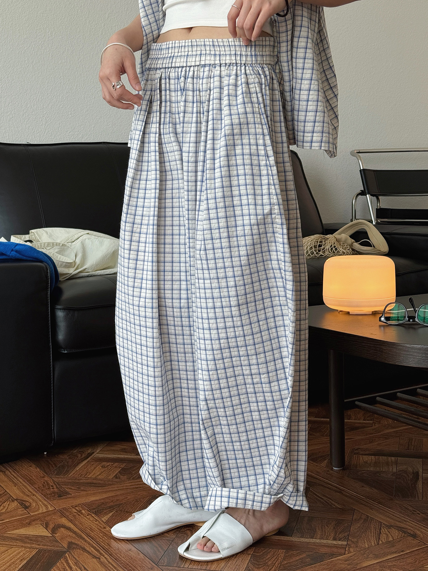 Bright silk plaid nine-point casual pants light and comfortable silhouette trousers for women