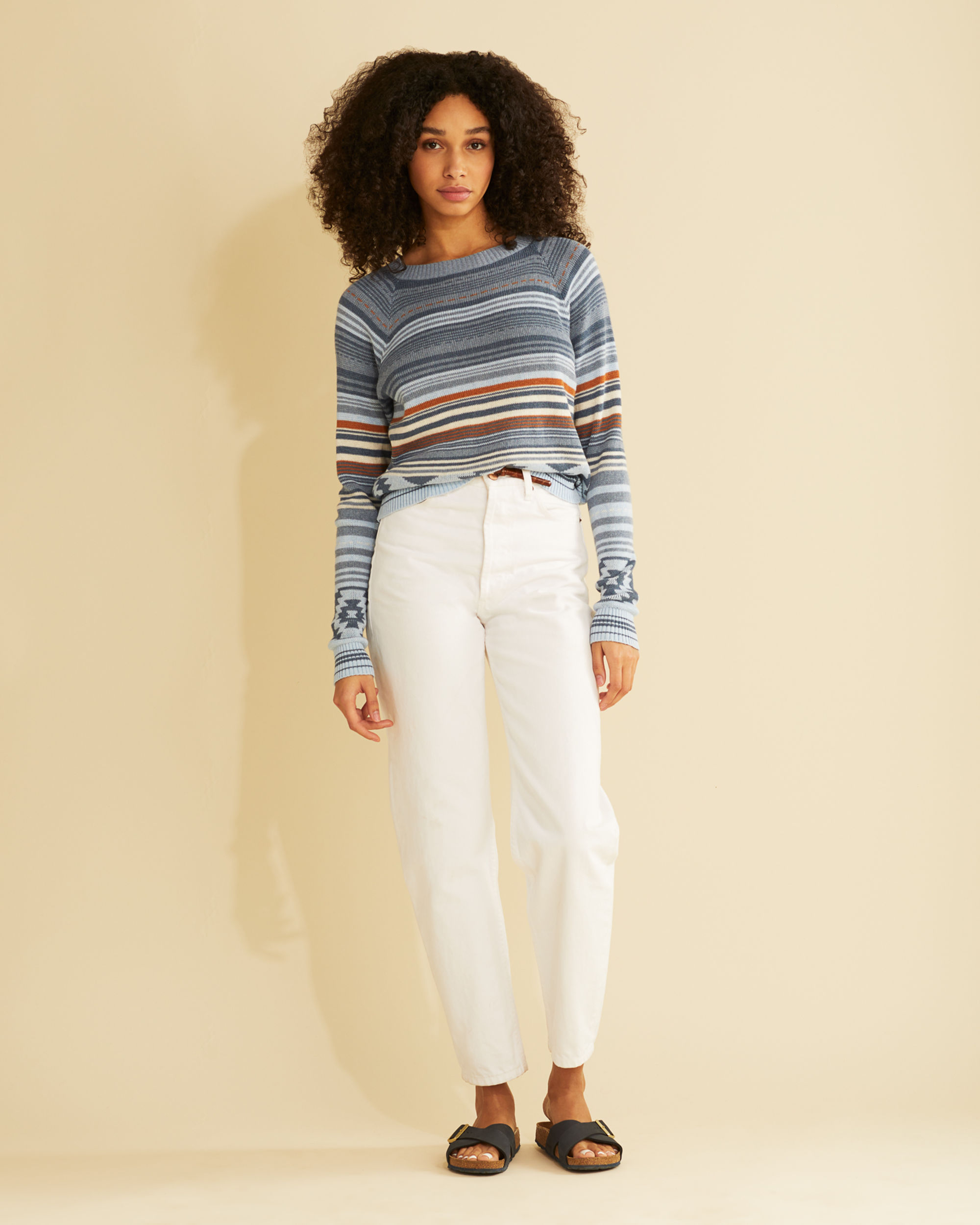 WOMEN'S RAGLAN COTTON GRAPHIC SWEATER