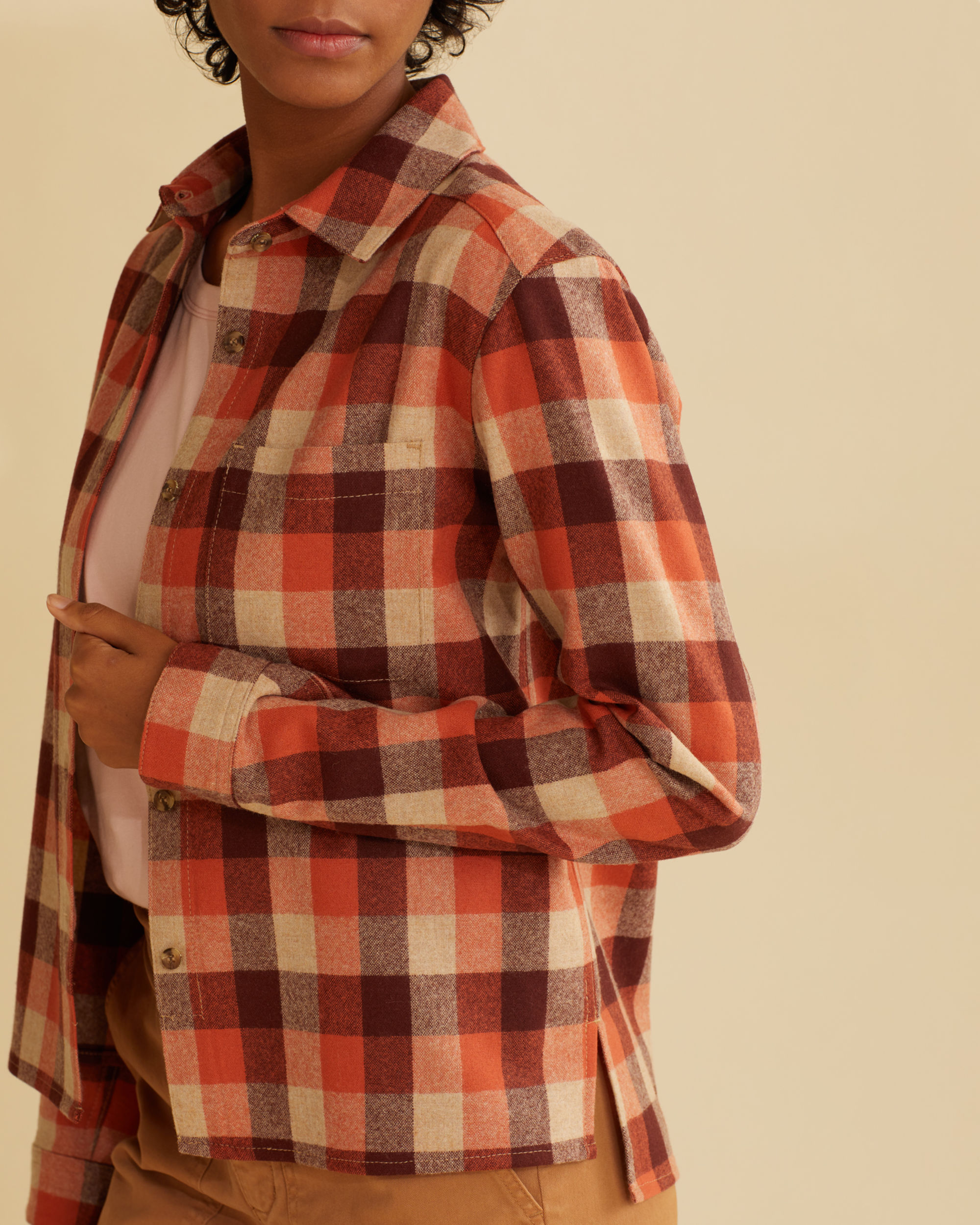 WOMEN'S CROPPED WOOL SHIRT