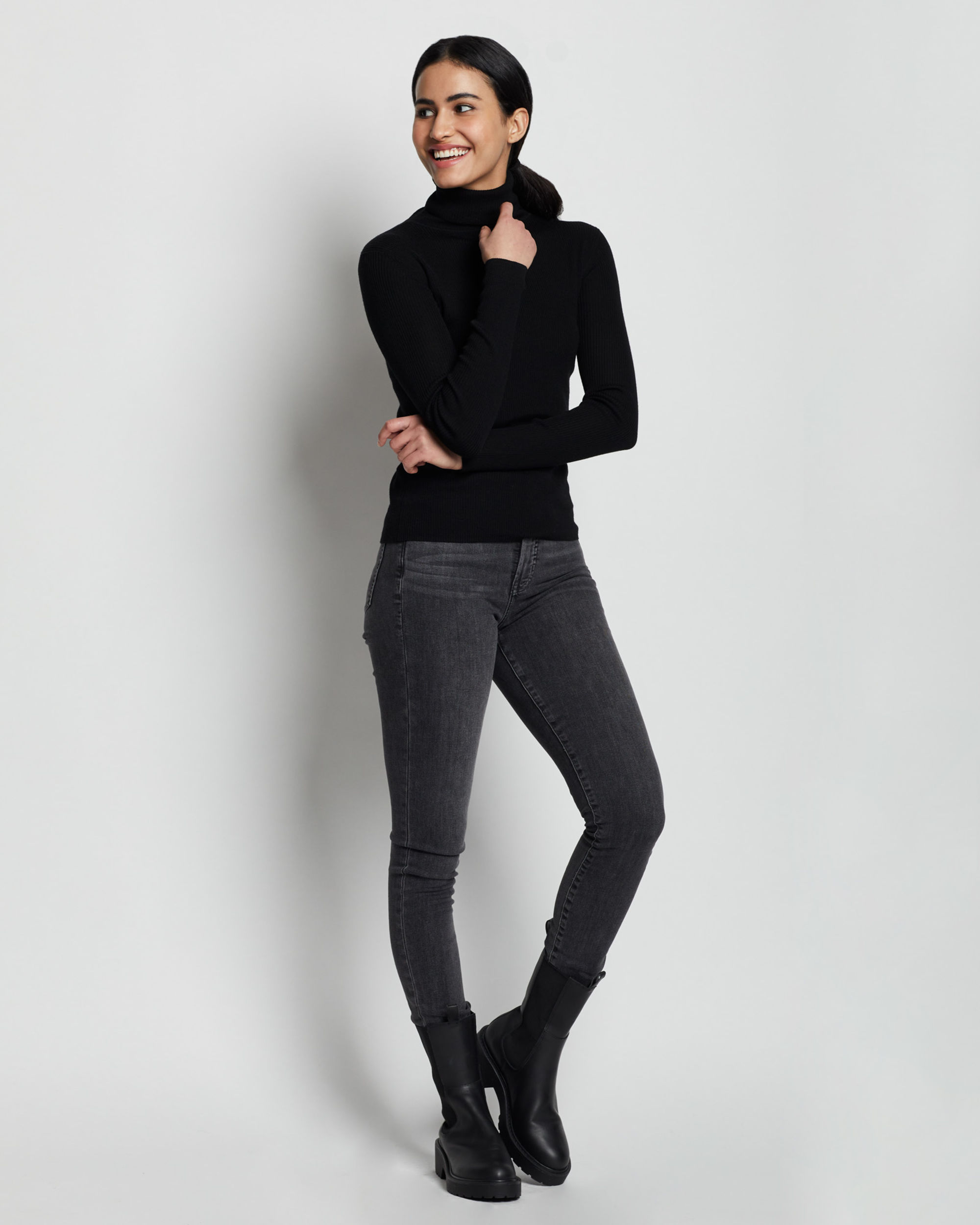 WOMEN'S RIB MERINO TURTLENECK