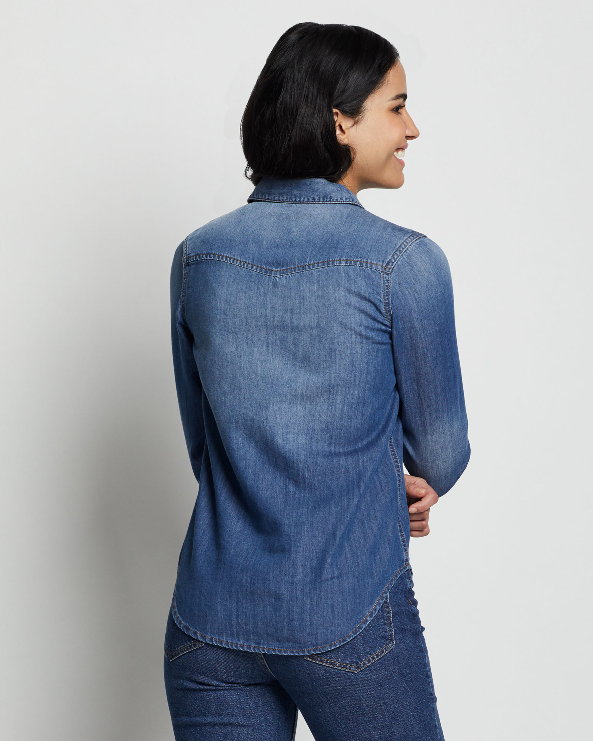 WOMEN'S CHAMBRAY GAMBLER SHIRT
