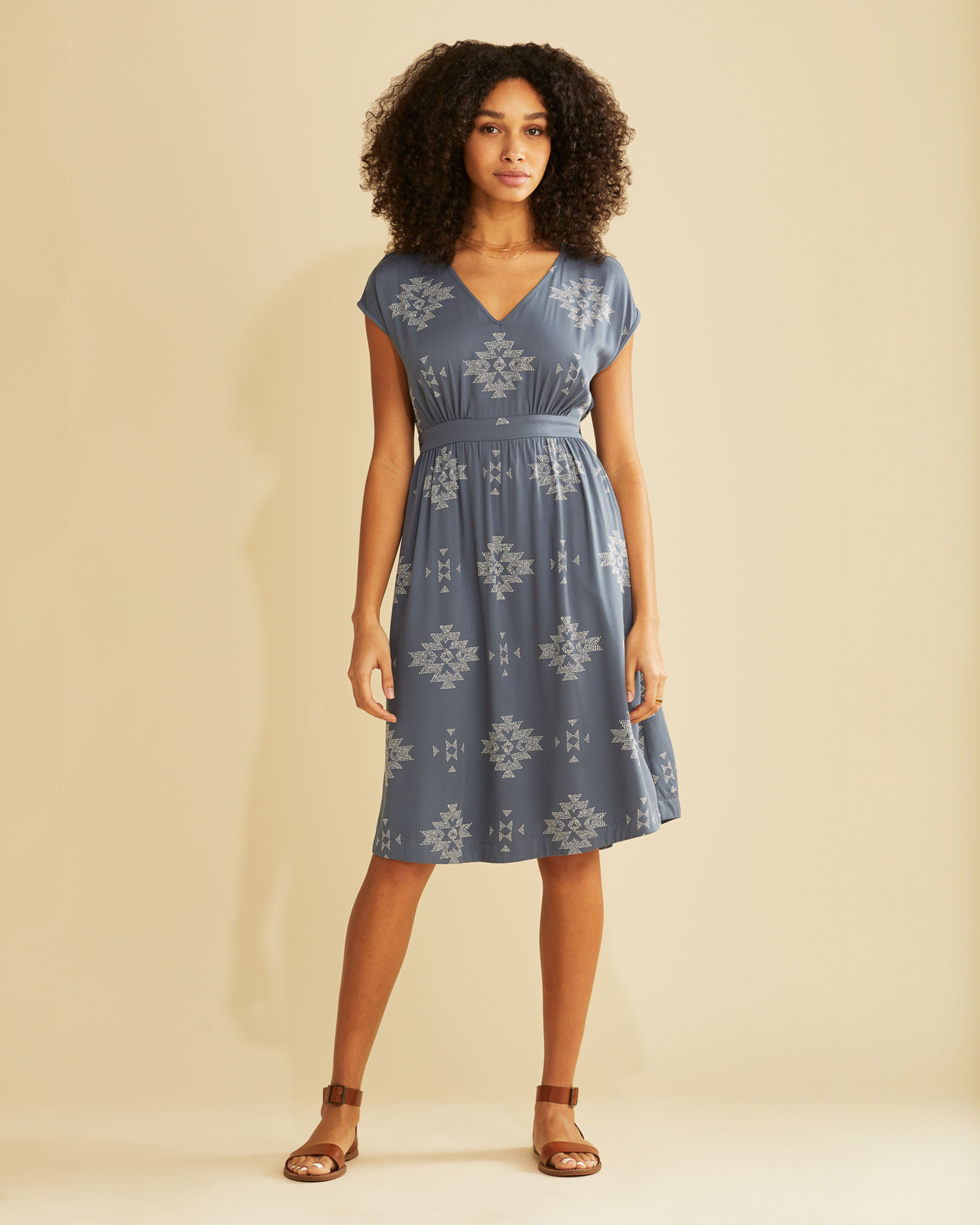 WOMEN'S CASCADE LAKE DRESS