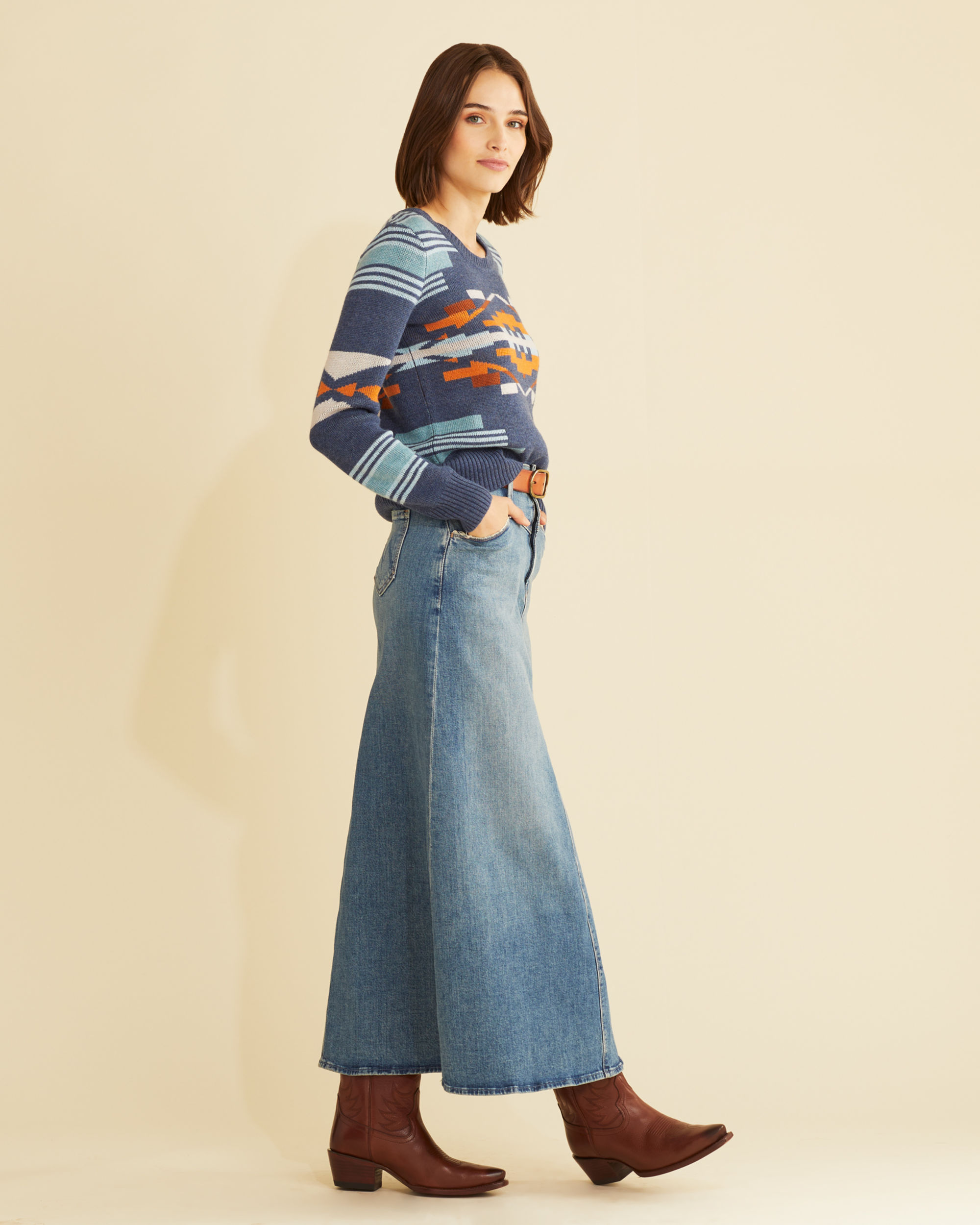 WOMEN'S HERITAGE MERINO SWEATER