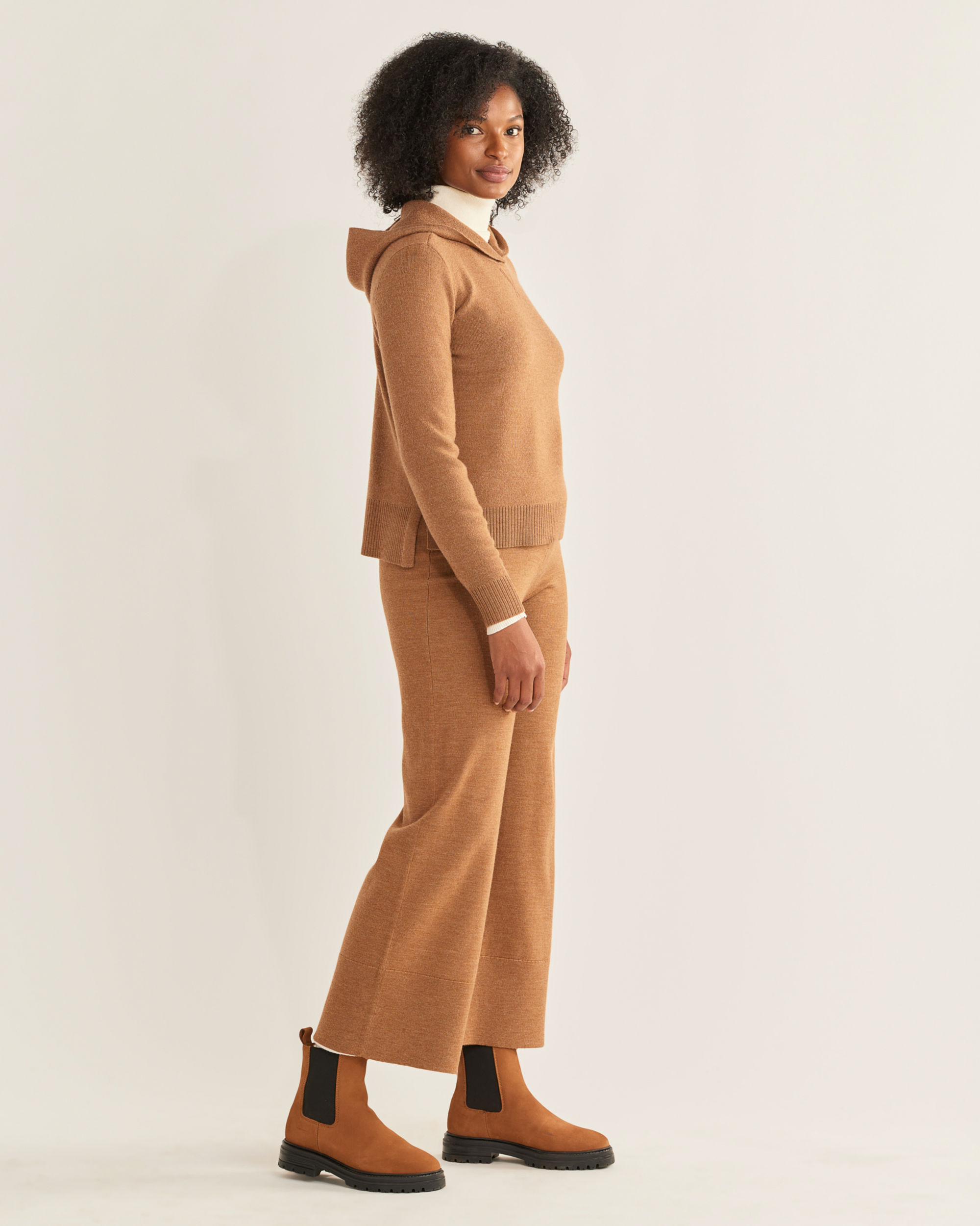 WOMEN'S MERINO PULLOVER HOODIE