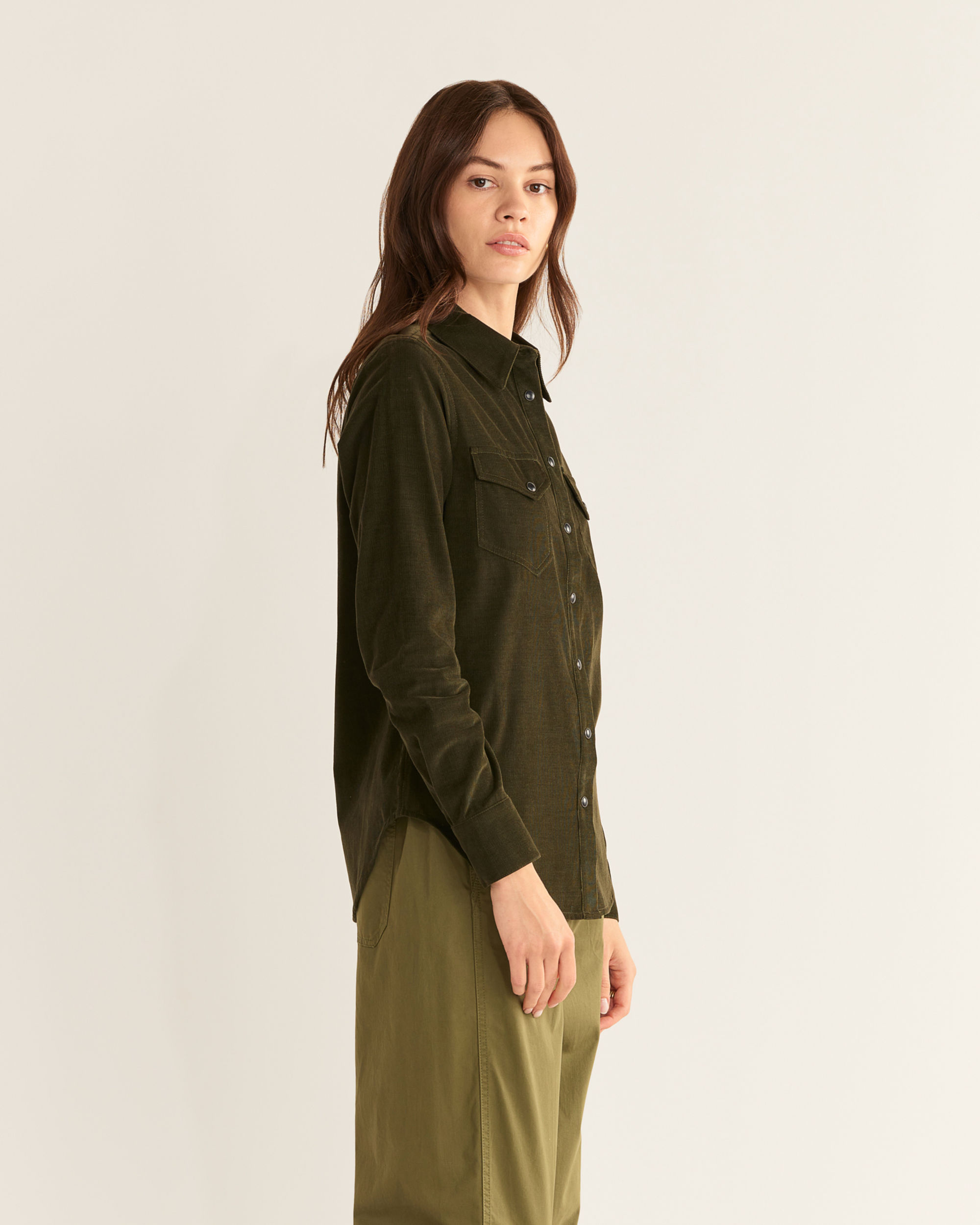 WOMEN'S CORDUROY GAMBLER SHIRT