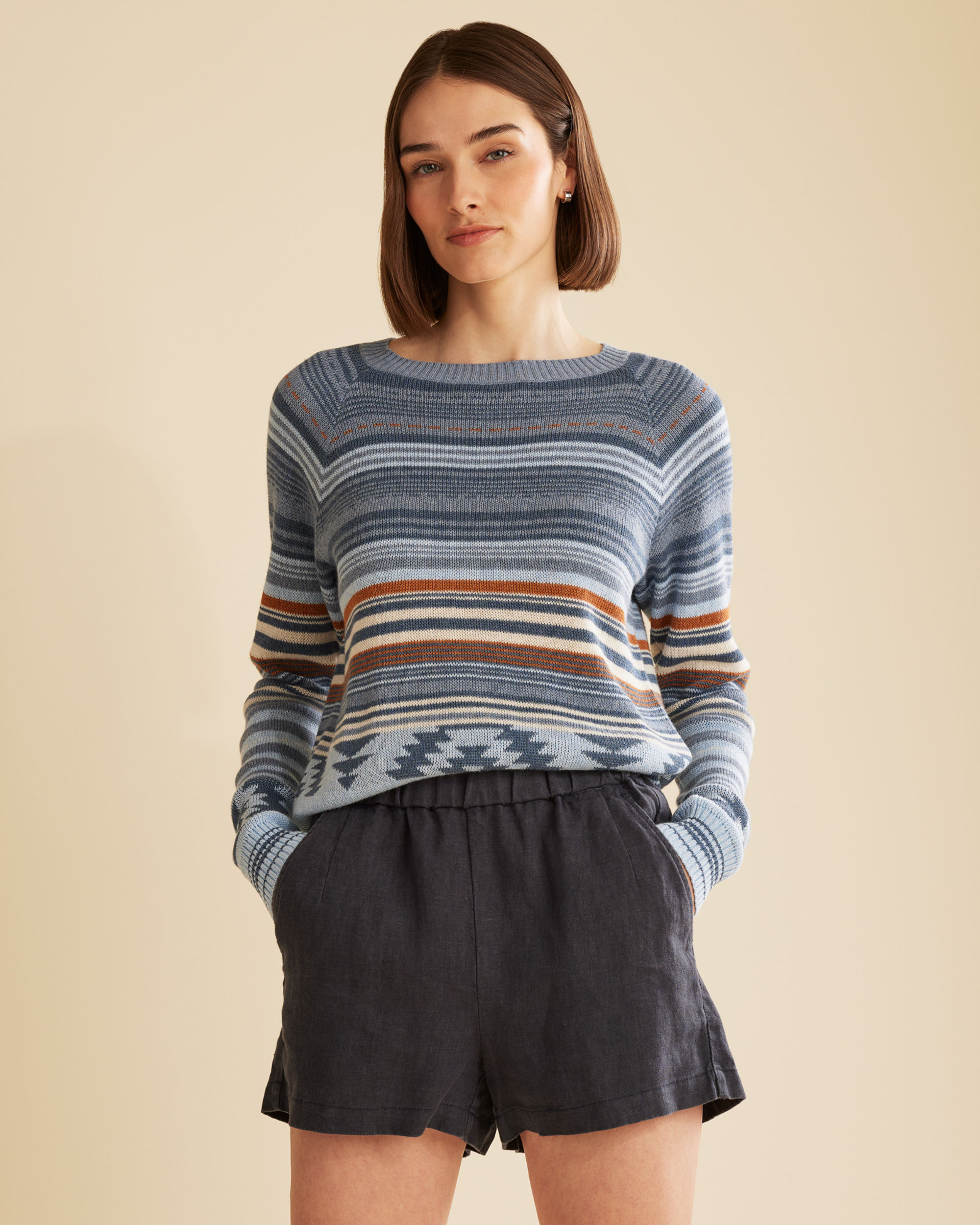 WOMEN'S PULL-ON LINEN SHORTS