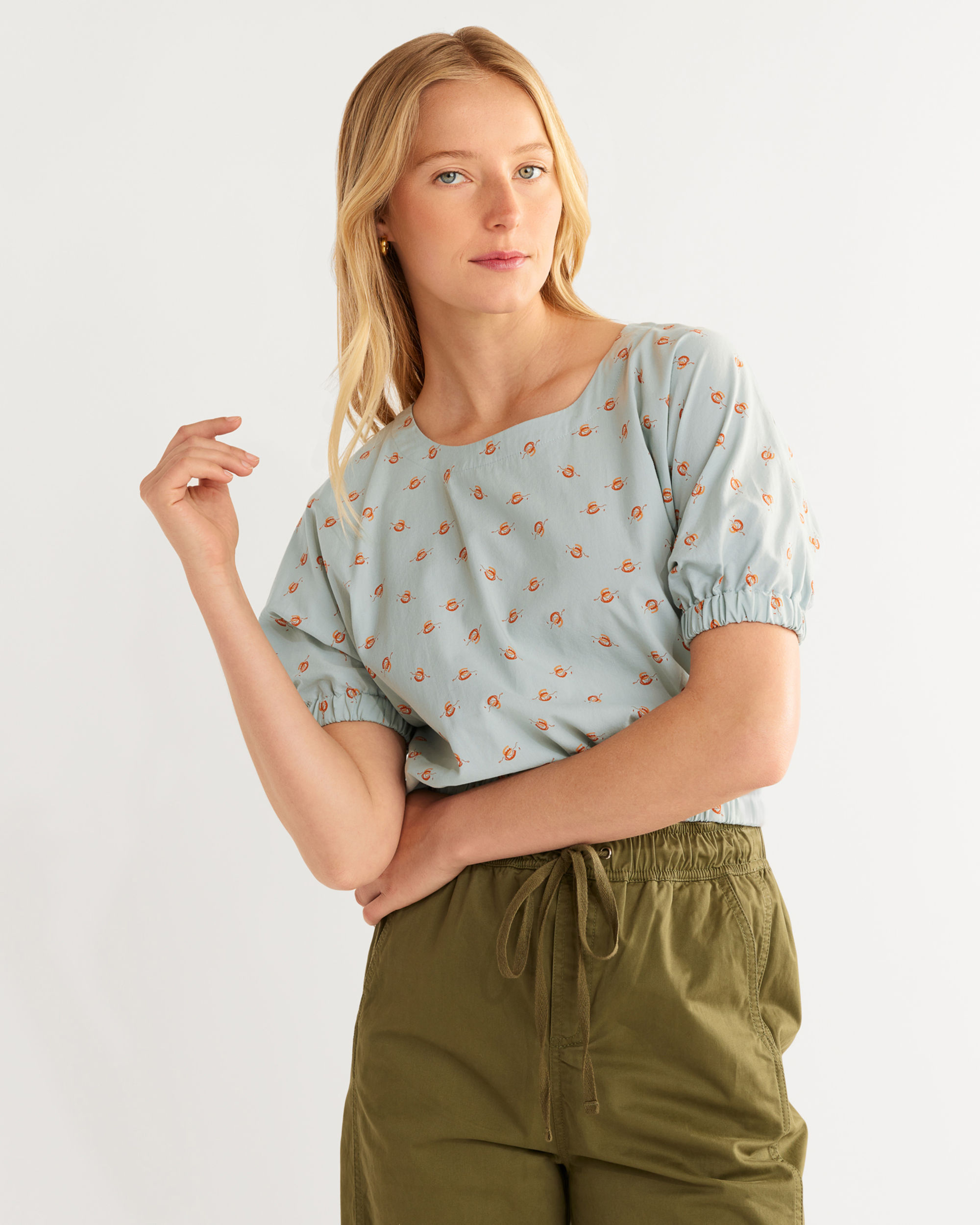 WOMEN'S DOLMAN-SLEEVE TOP