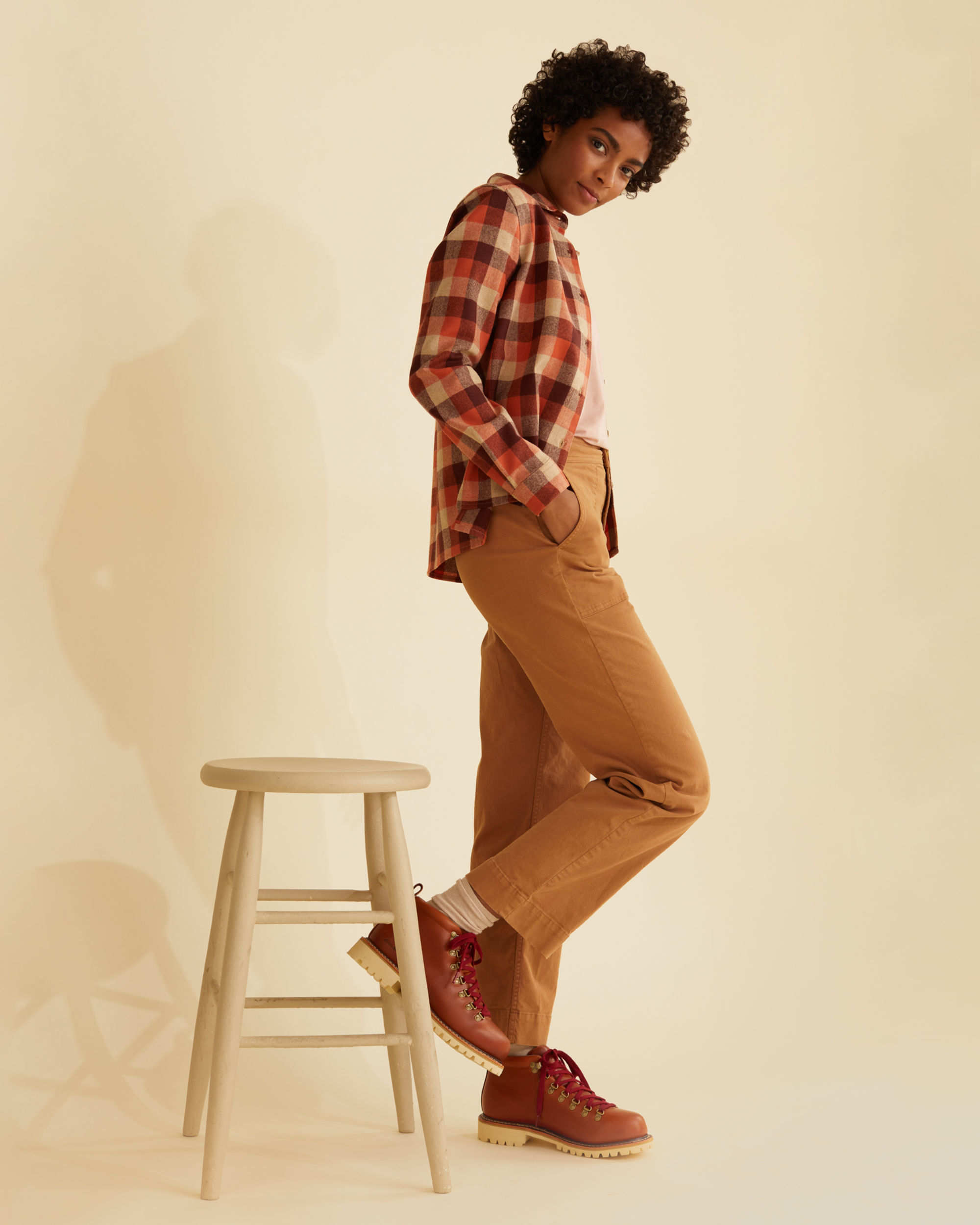 WOMEN'S CROPPED WOOL SHIRT