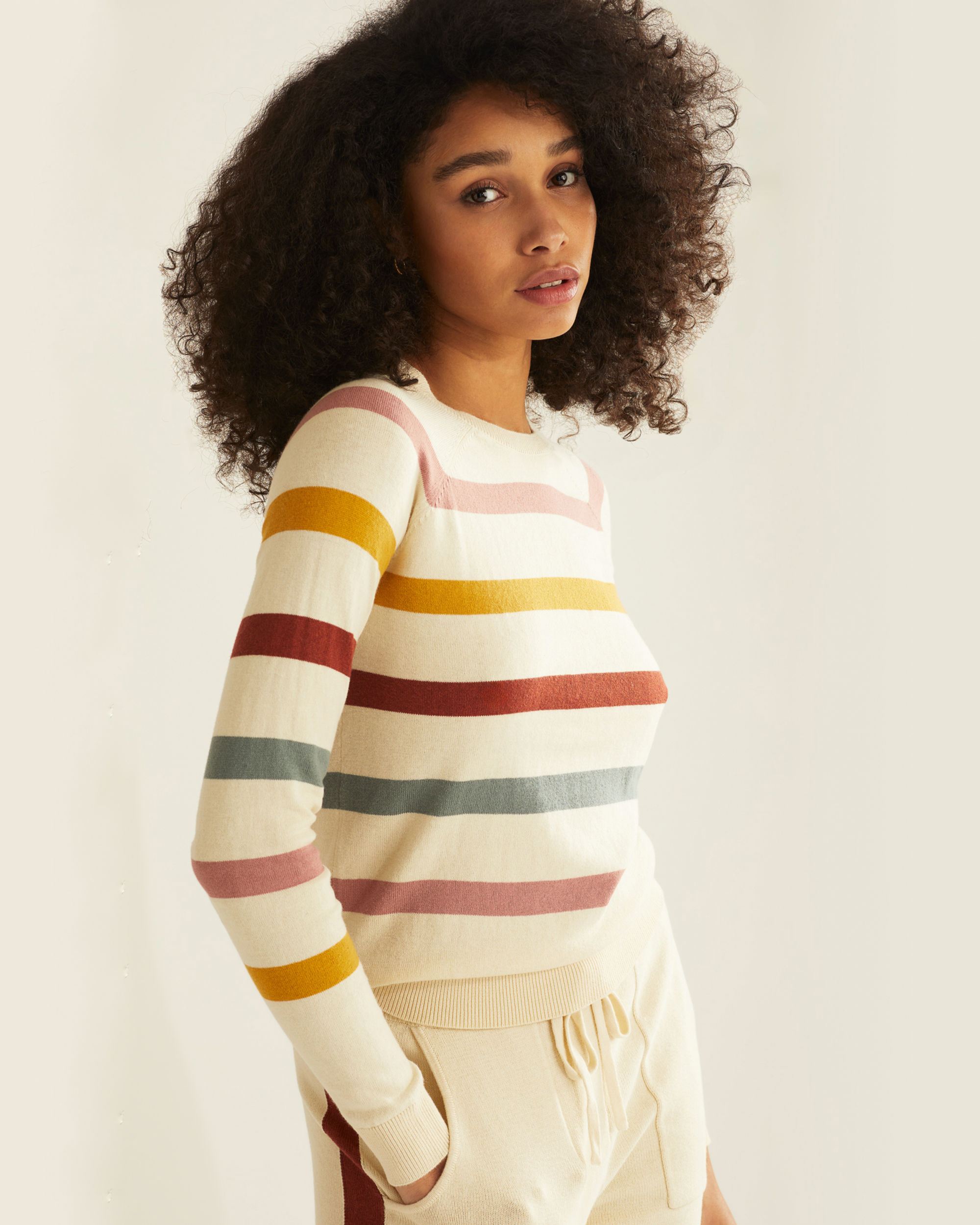 WOMEN'S COZY STRIPED PULLOVER