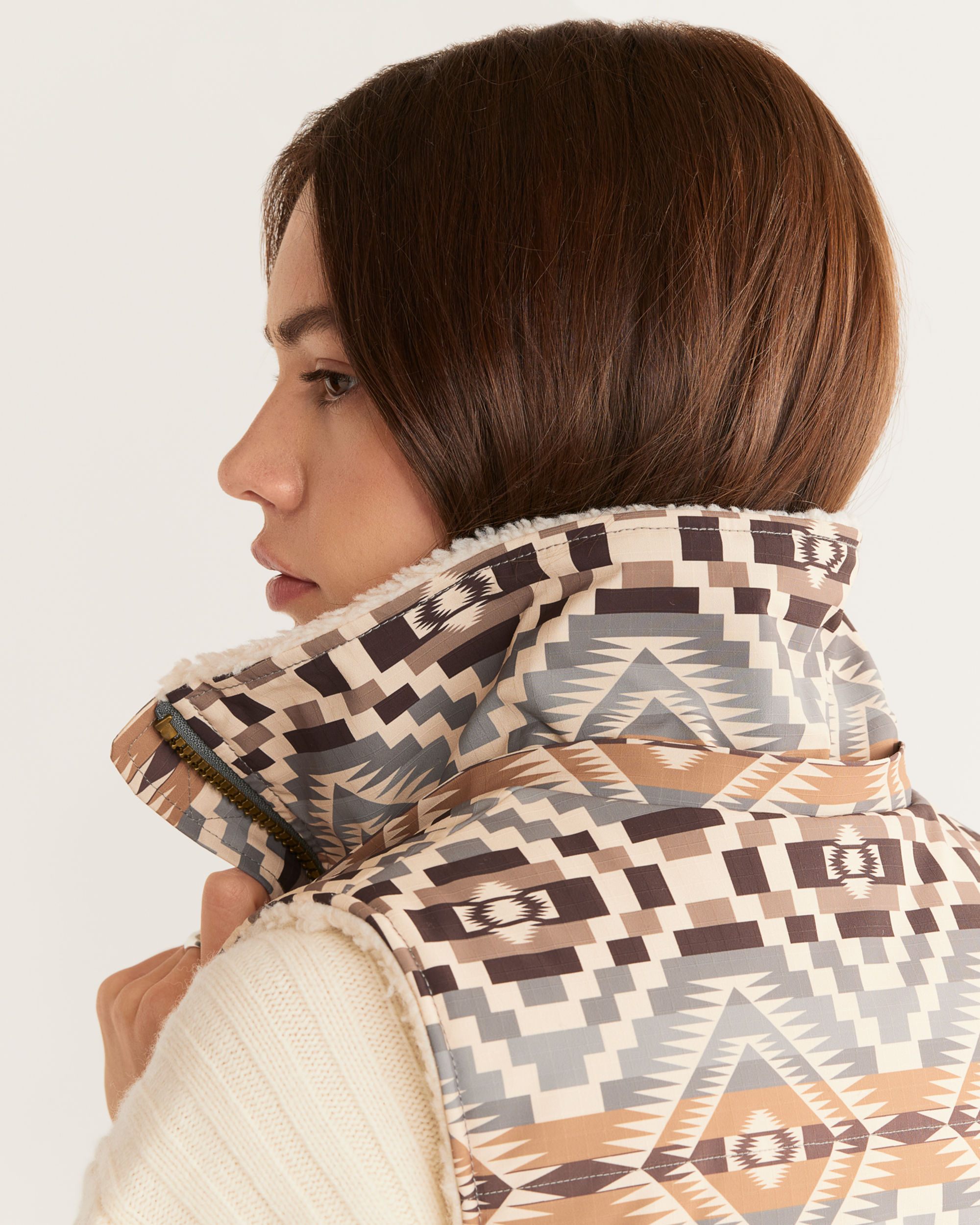 WOMEN'S BERBER FLEECE-LINED VEST