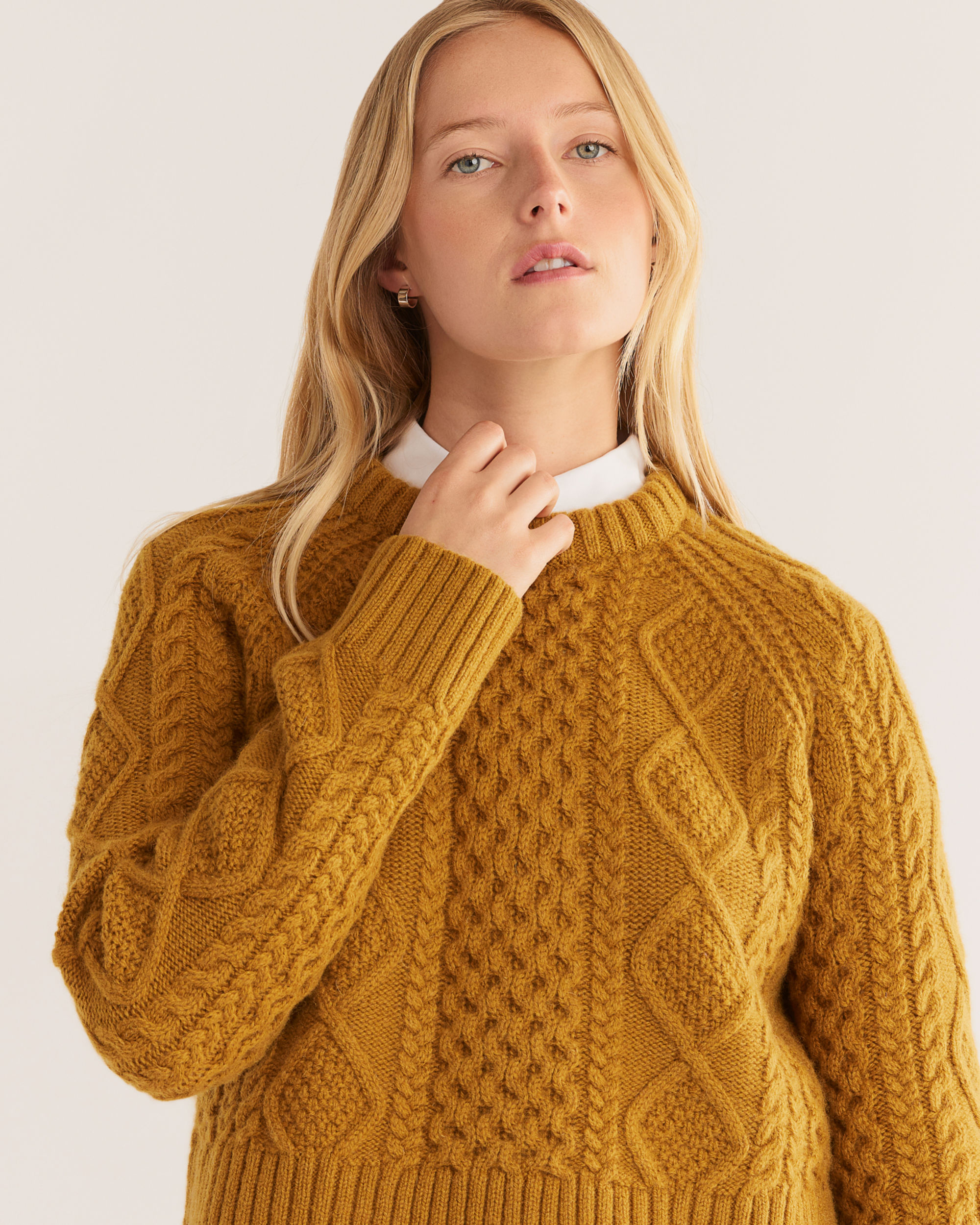WOMEN’S SHETLAND COLLECTION FISHERMAN SWEATER