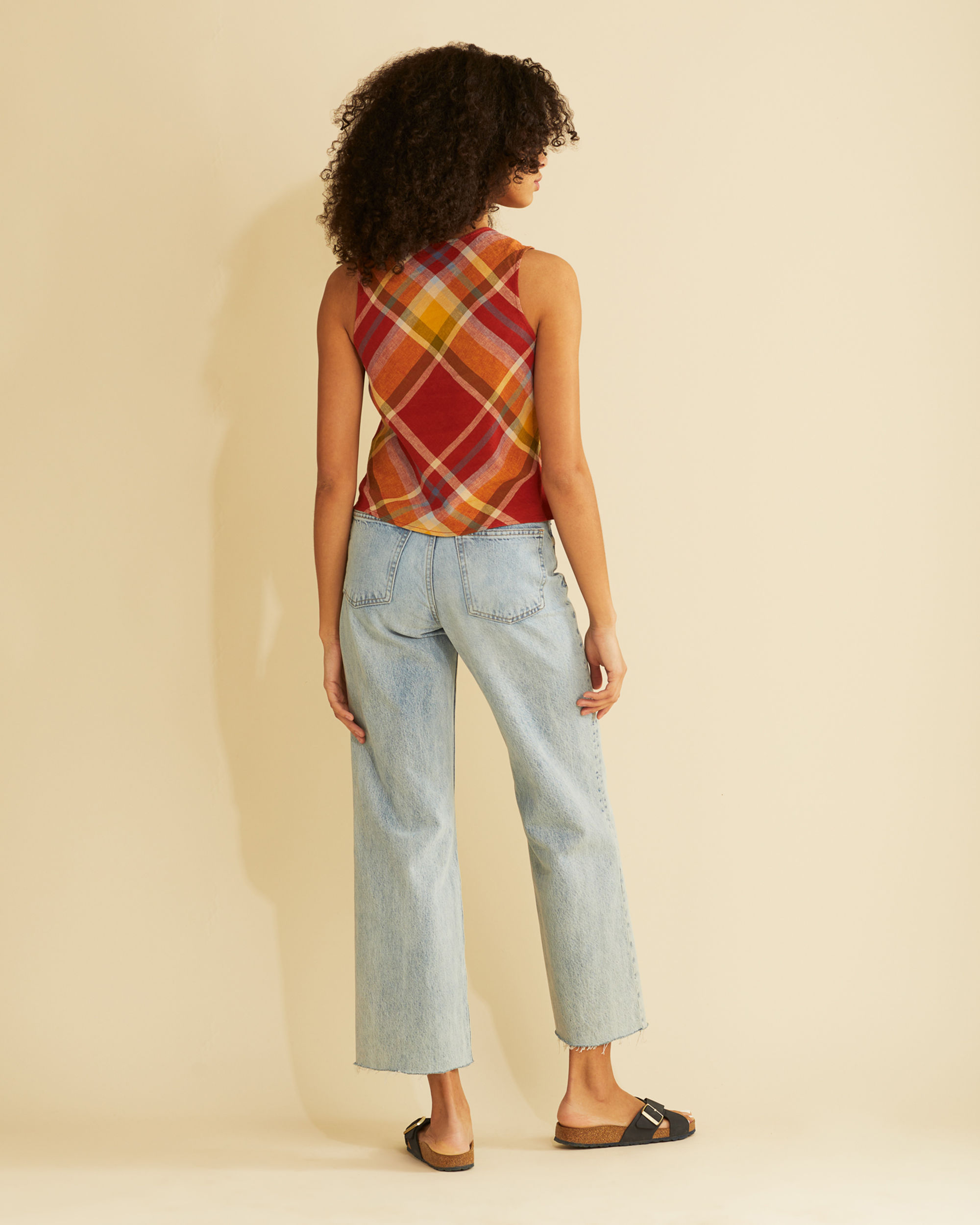 WOMEN'S V-NECK TANK TOP