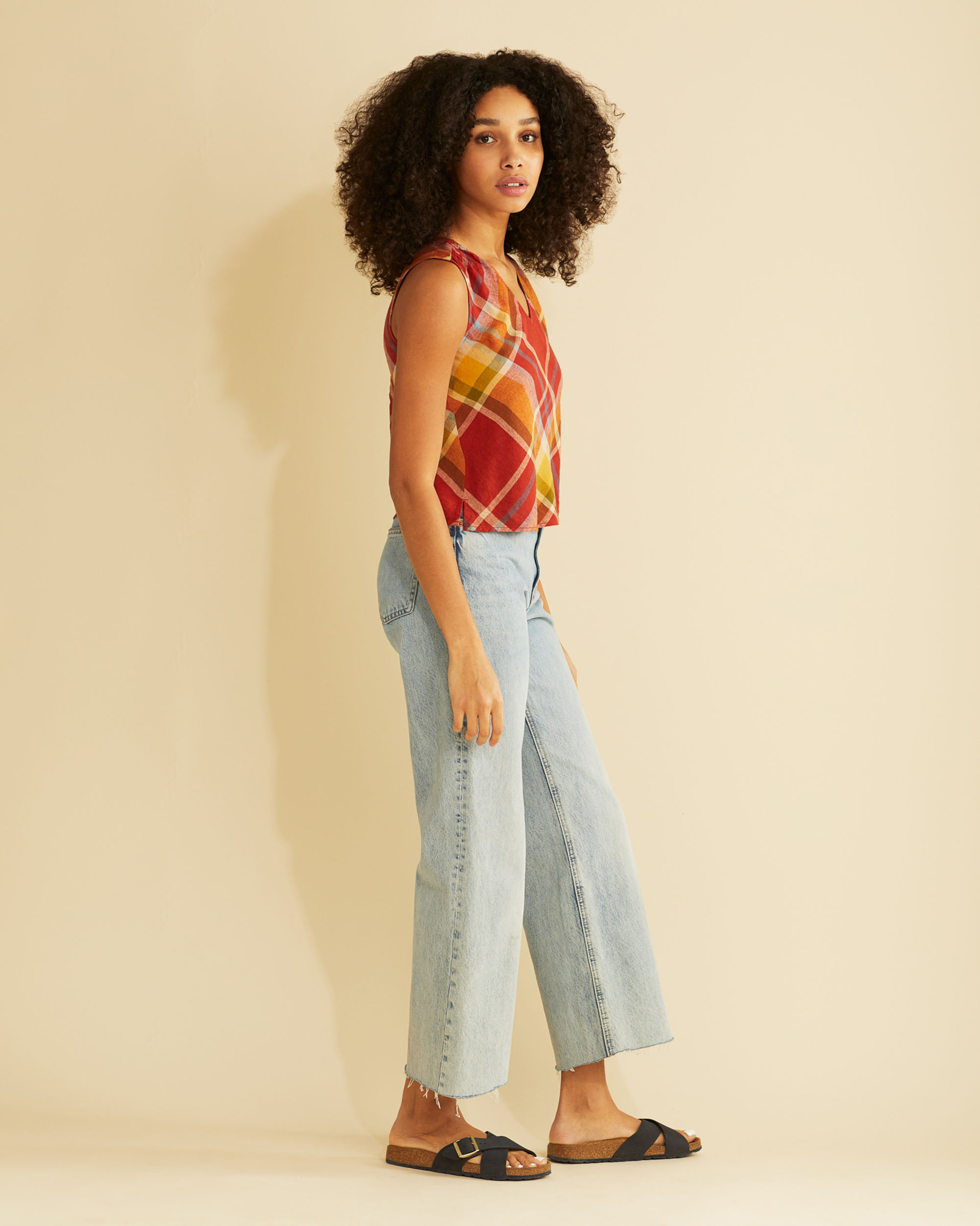 WOMEN'S V-NECK TANK TOP