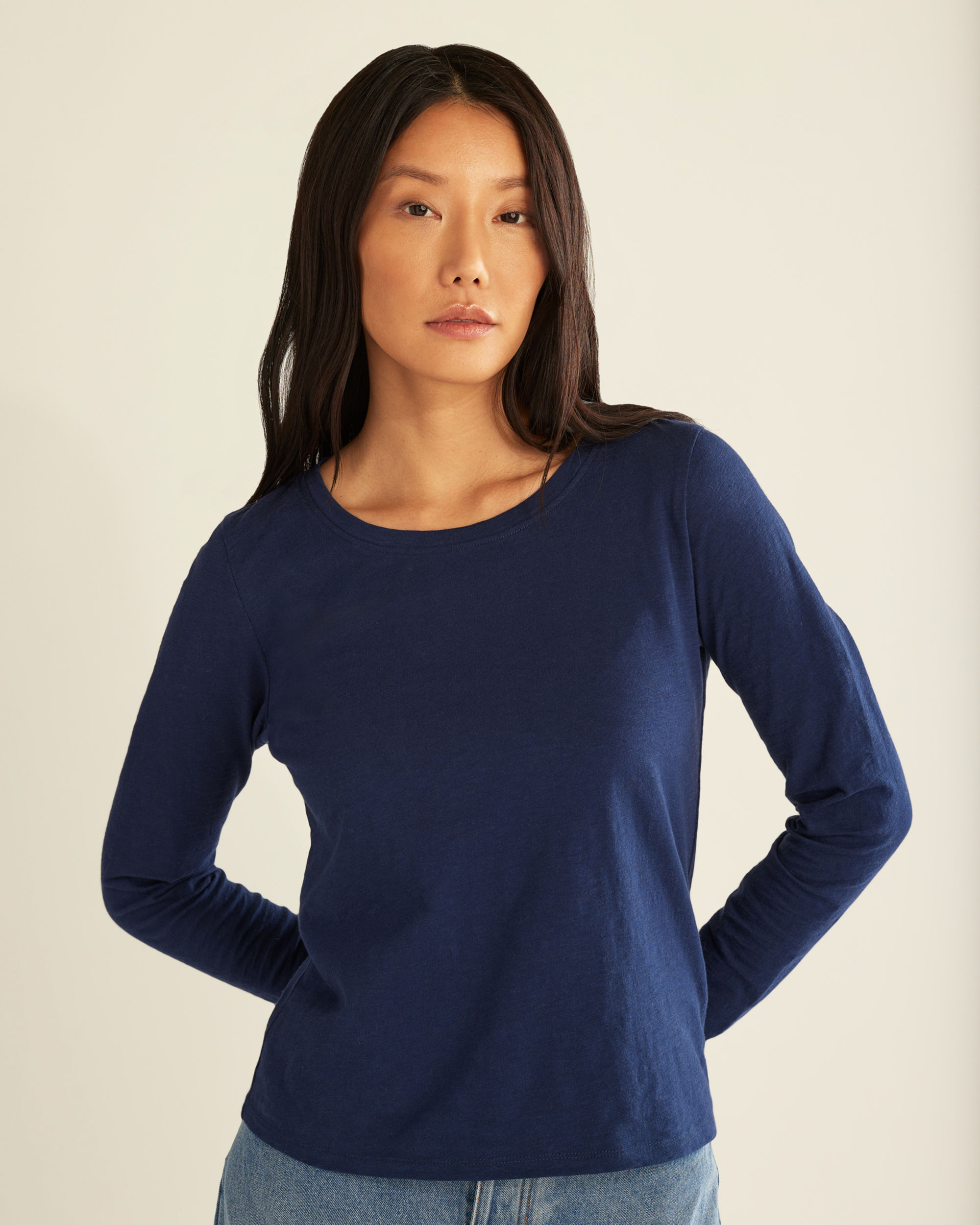 WOMEN'S LONG-SLEEVE COTTON SLUB TEE