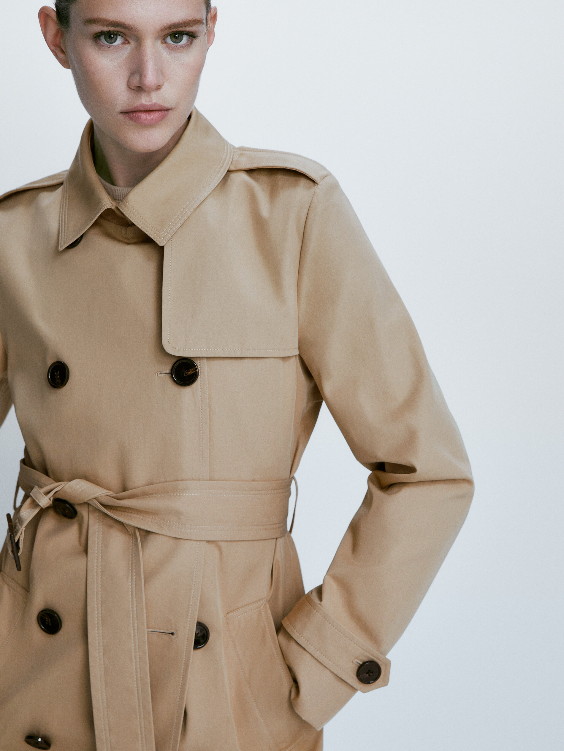 Gabardina con cinturón - CAMEL