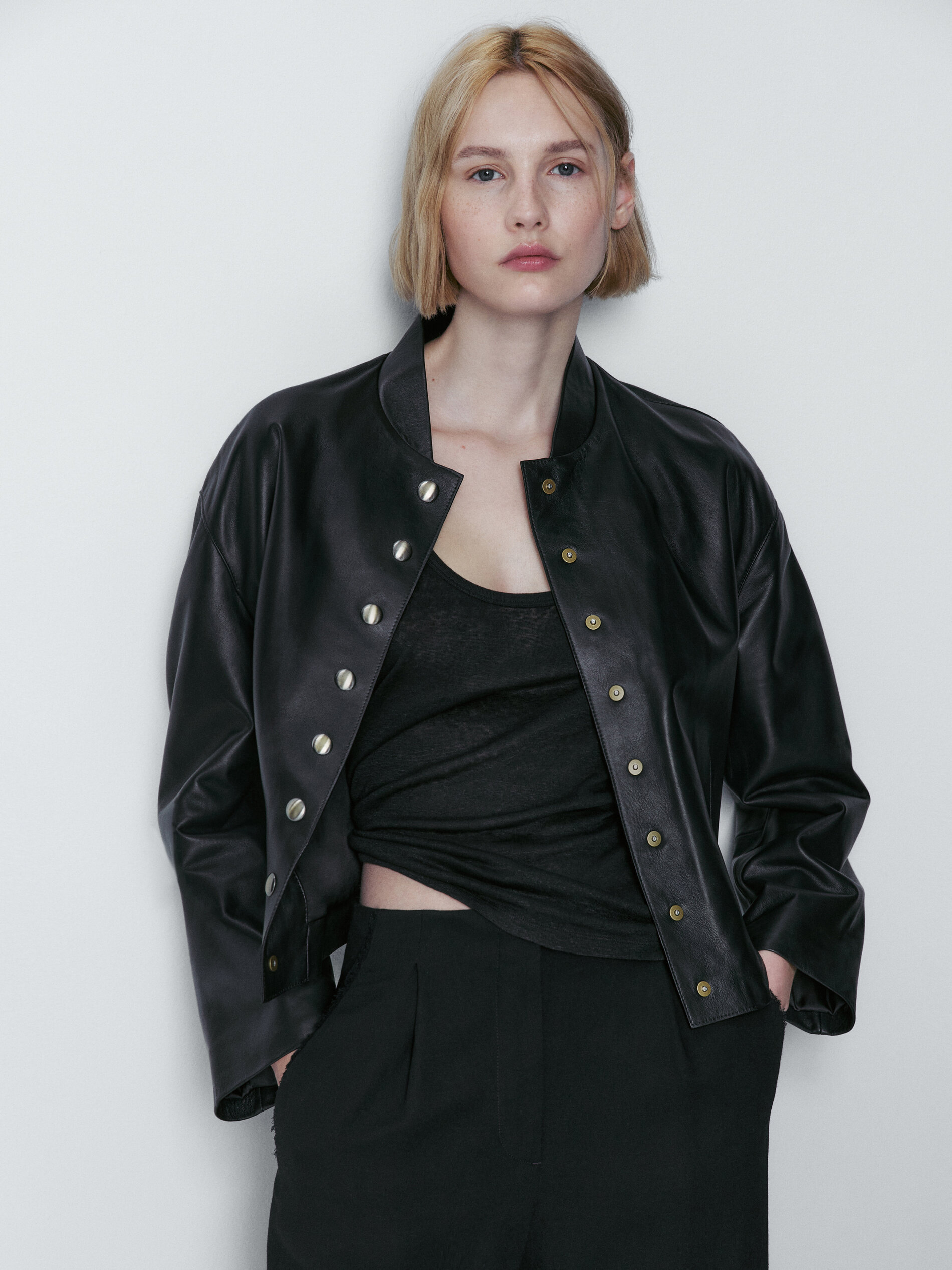 Chaqueta bomber piel napa botones - NEGRO