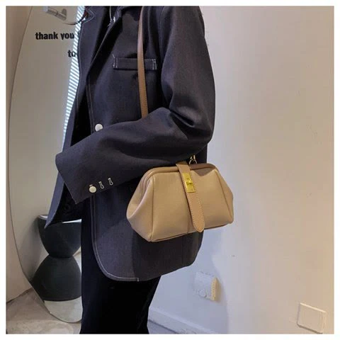 Buckle Phone Bag For Women Elegant Leather Handbag Crossbody Bag