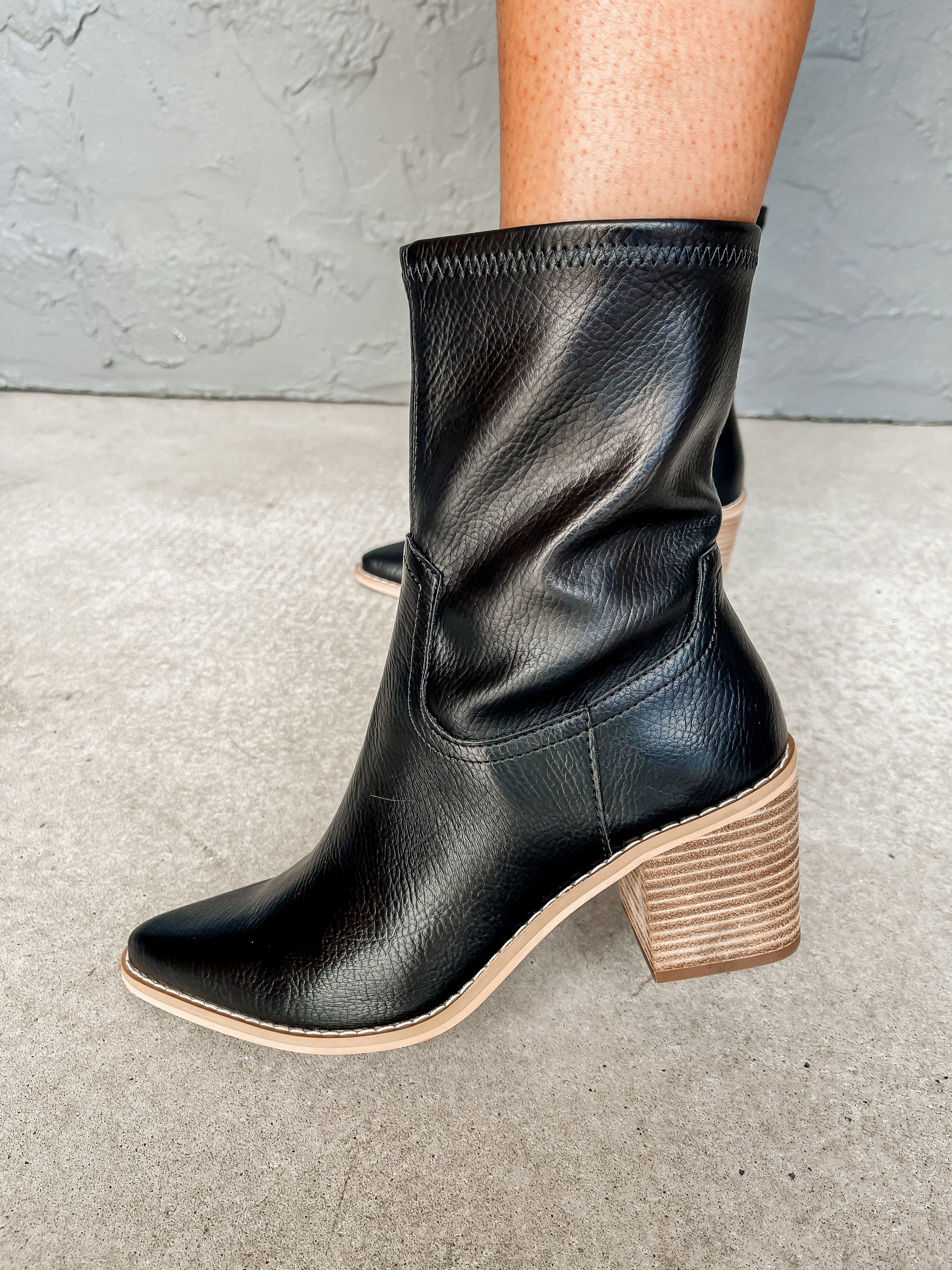 Vienna Sleek Ankle Bootie-Black