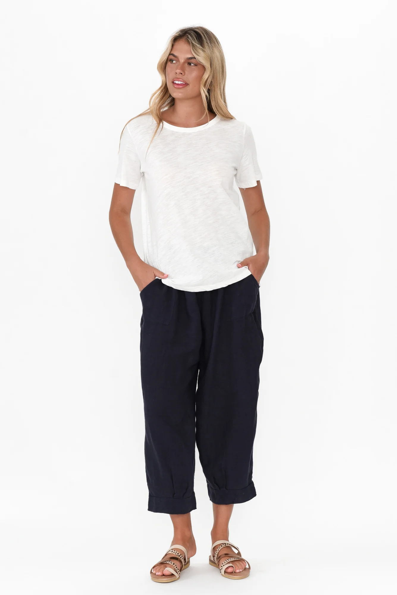 Elide Navy Linen Cropped Pants
