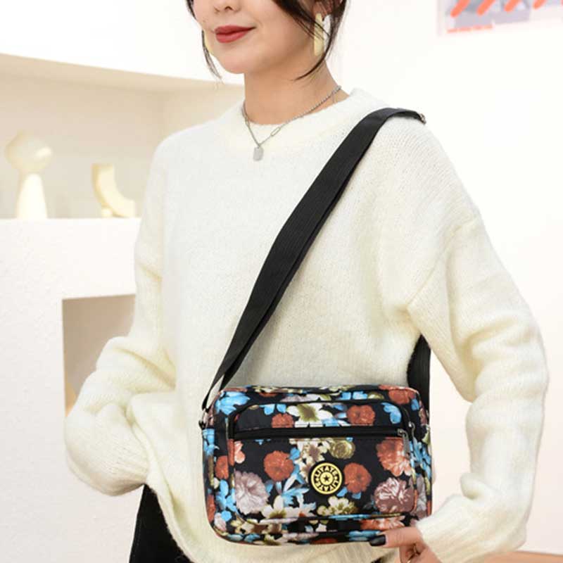 Large Capacity Printing Waterproof Nylon Shoulder Bag Crossbody Bag