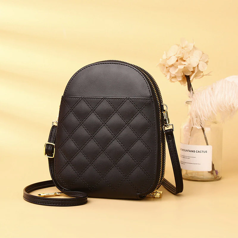 Lightweight LargeCapacity Crossbody Bag