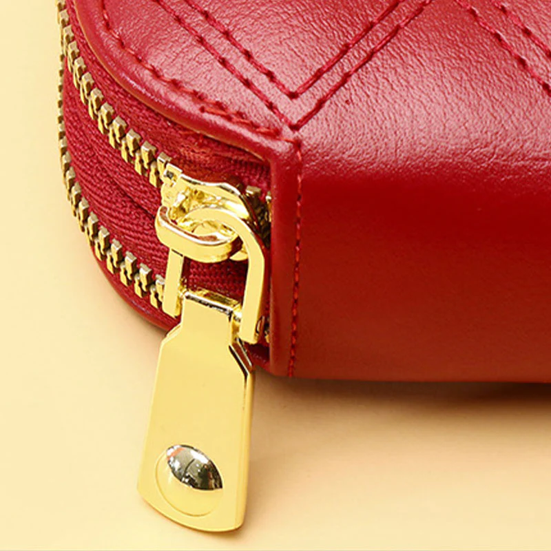 Lightweight LargeCapacity Crossbody Bag