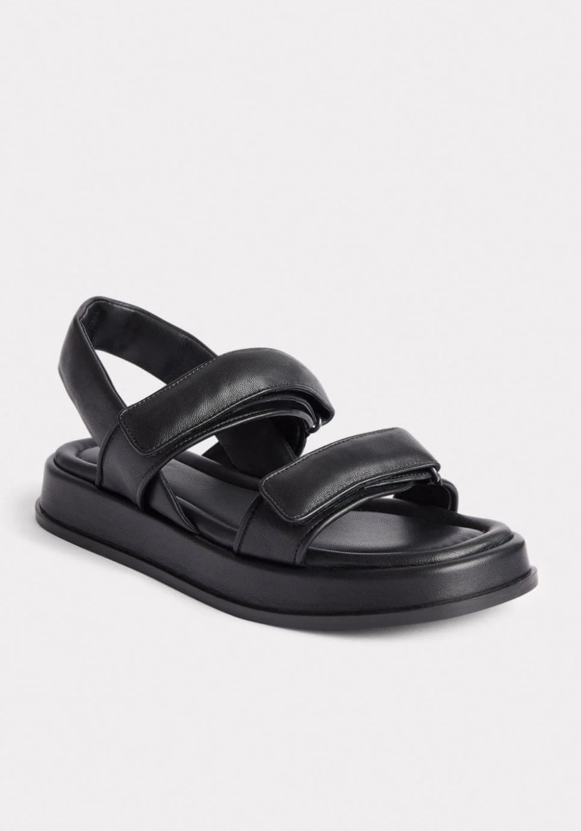 THE SPORTY SANDAL BLACK