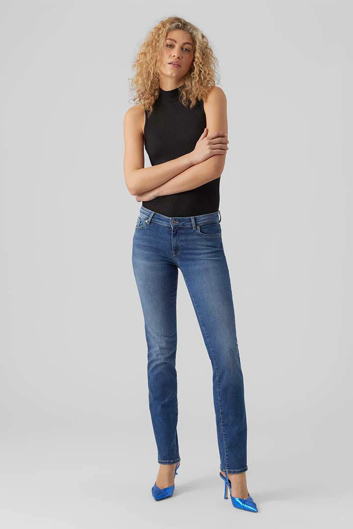 Daf Mid Rise Straight Jeans