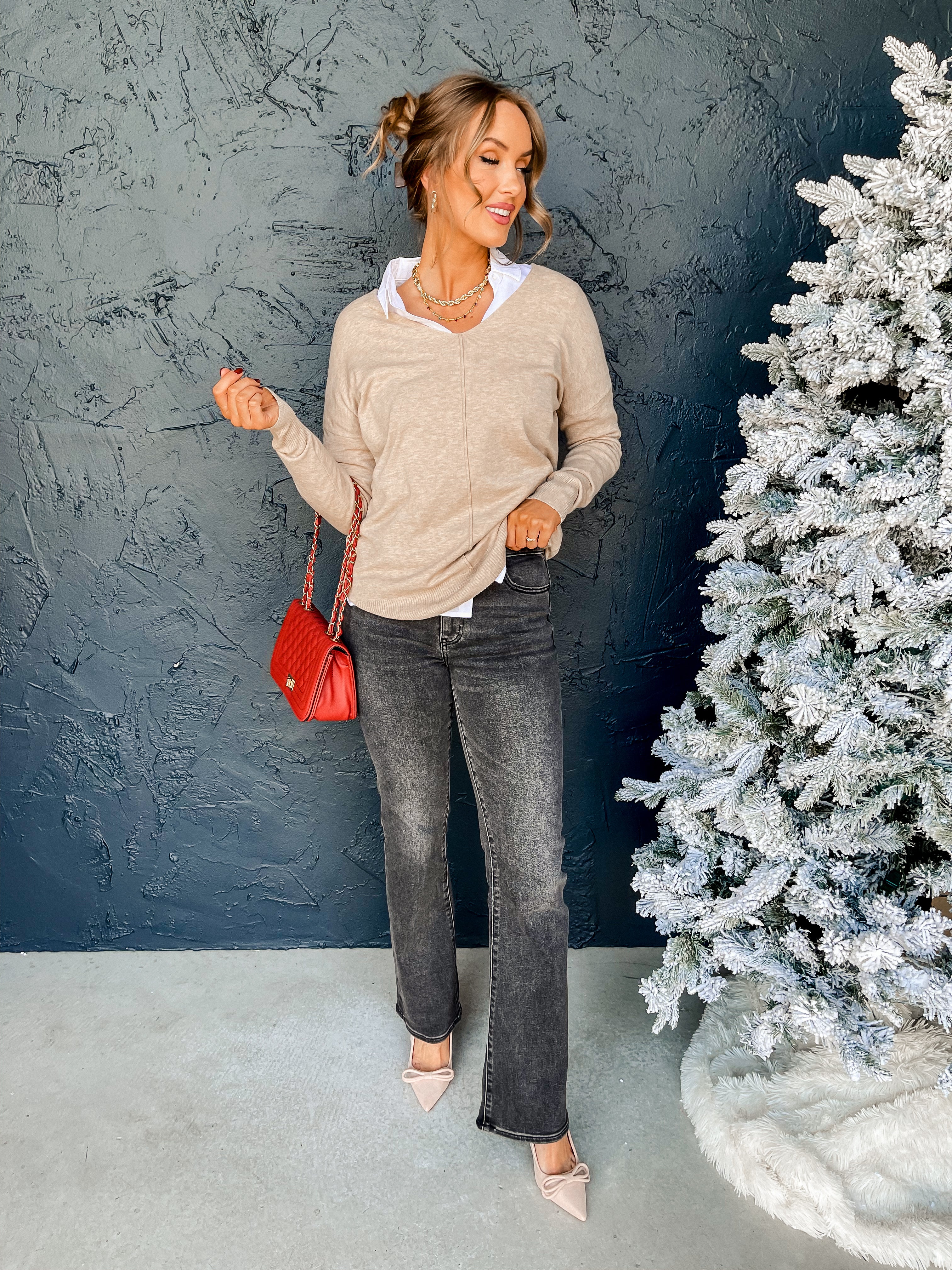 Cuddly Classic Front Seam Sweater-Mocha