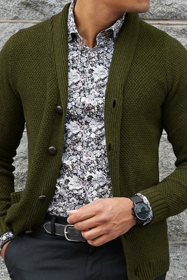 single-breasted sweater