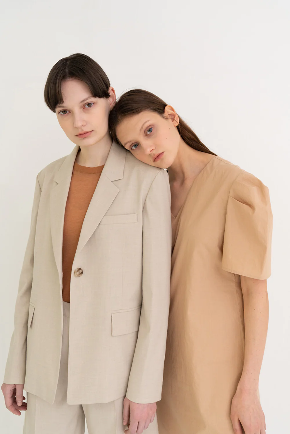 Mono Puff Long Dress Beige