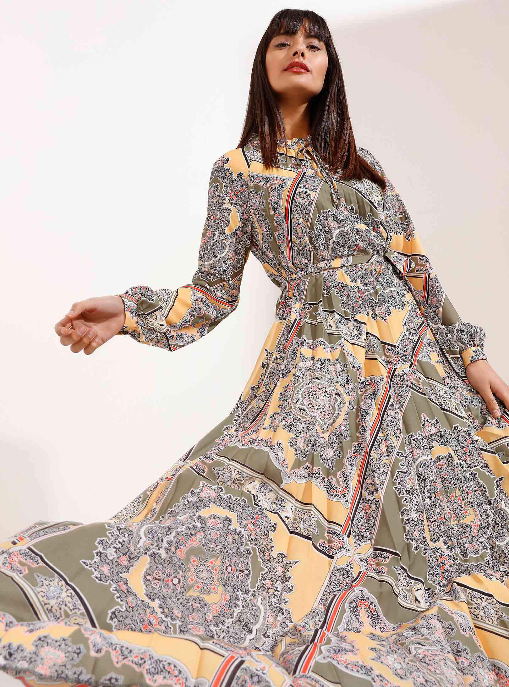 Pleated Maxi Dress with Classic Elegant Pattern