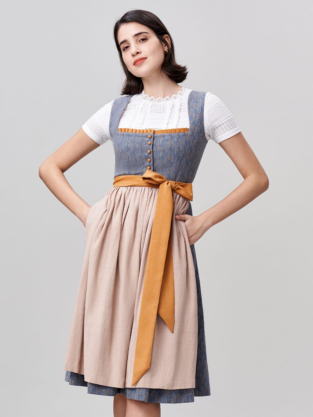 Damen Blau Zwei verdeckte Eingriffstaschen Floralem Muster Dirndl HEIGL