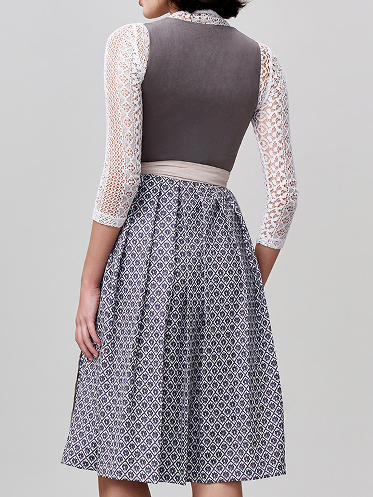 Damen Grau Zwei verdeckte Eingriffstaschen Geometrische Muster Dirndl MAXIMA