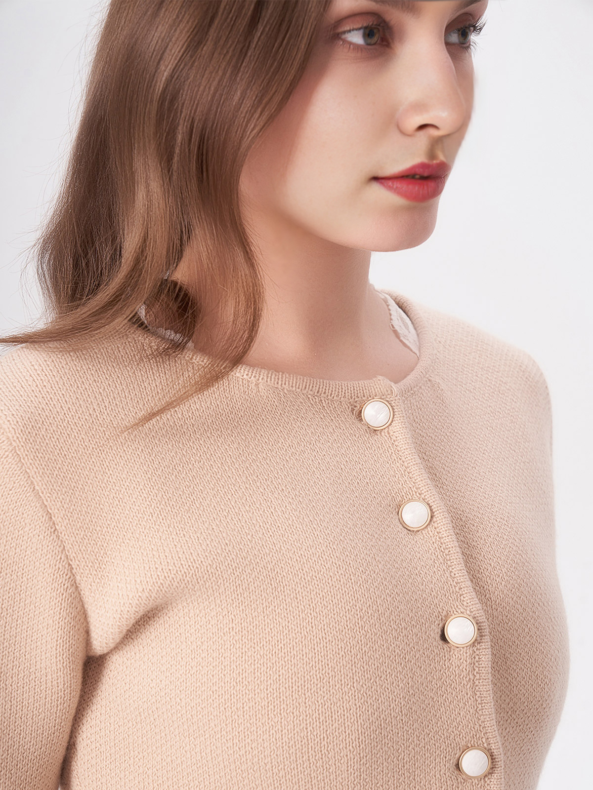 Damen Creme Schmal Knöpfen Strick MIRA