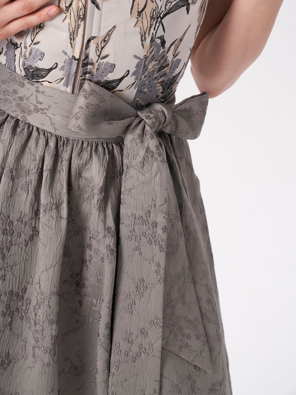 Damen Grau Gerader Ausschnitt Zwei verdeckte Eingriffstaschen Dirndl SISTA