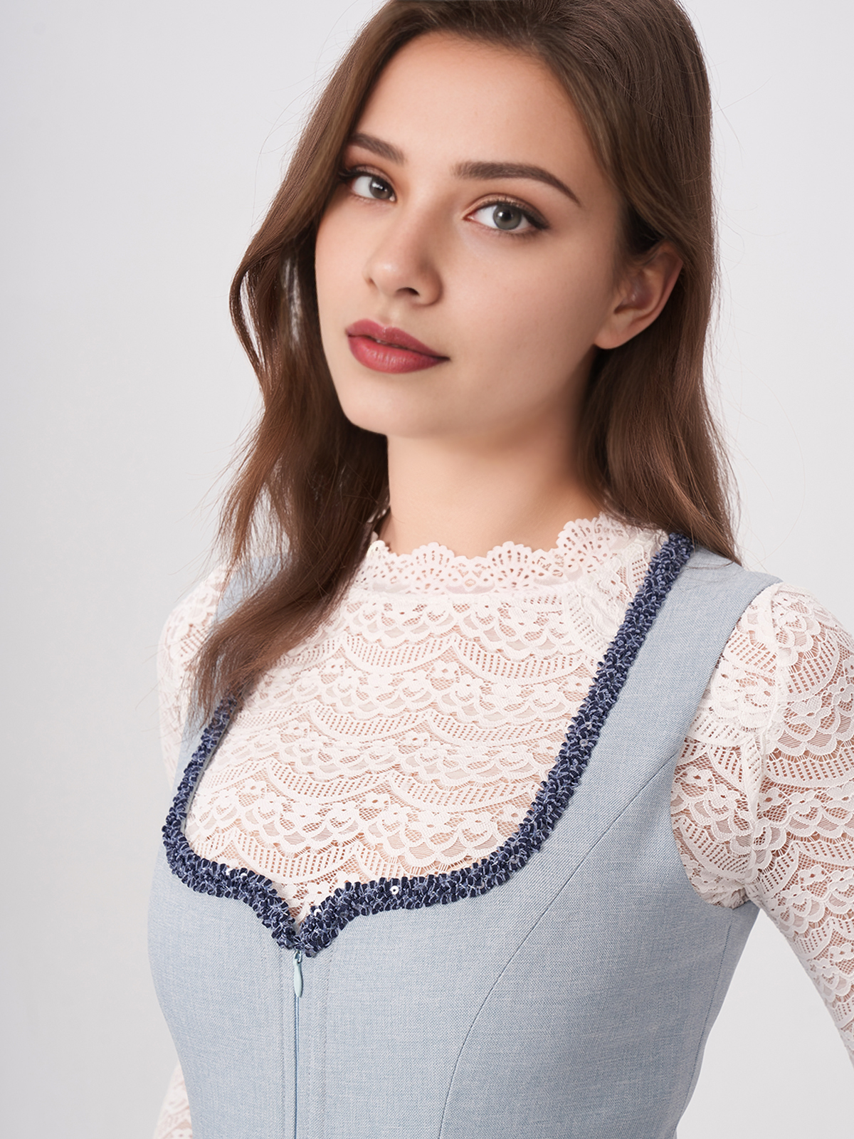 Damen Blau Herz-Ausschnitt Zwei verdeckte Eingriffstaschen Dirndl MANDL