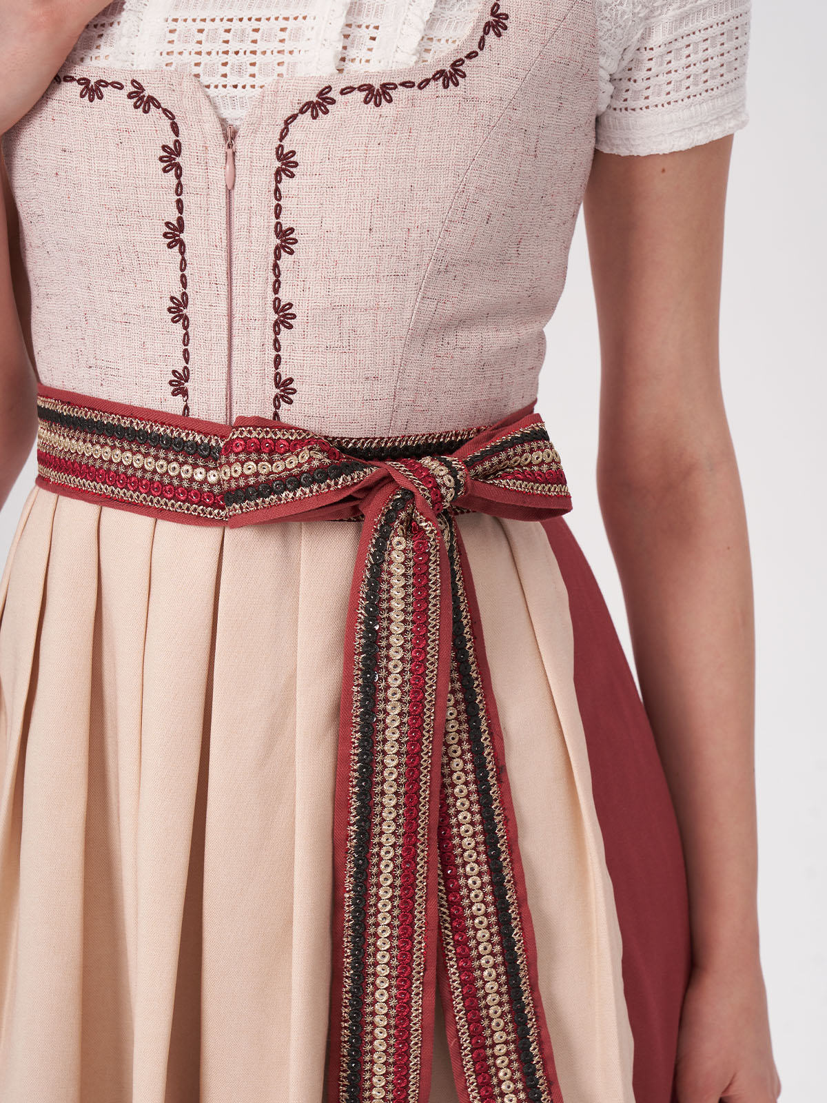 Damen Rosa Gerader Ausschnitt Zwei verdeckte Eingriffstaschen Dirndl THOMA