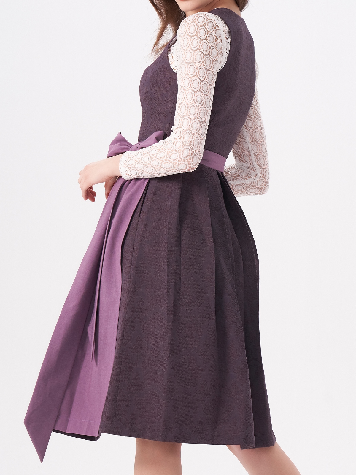 Damen Lila Gerader Ausschnitt Zwei verdeckte Eingriffstaschen Dirndl AKELA