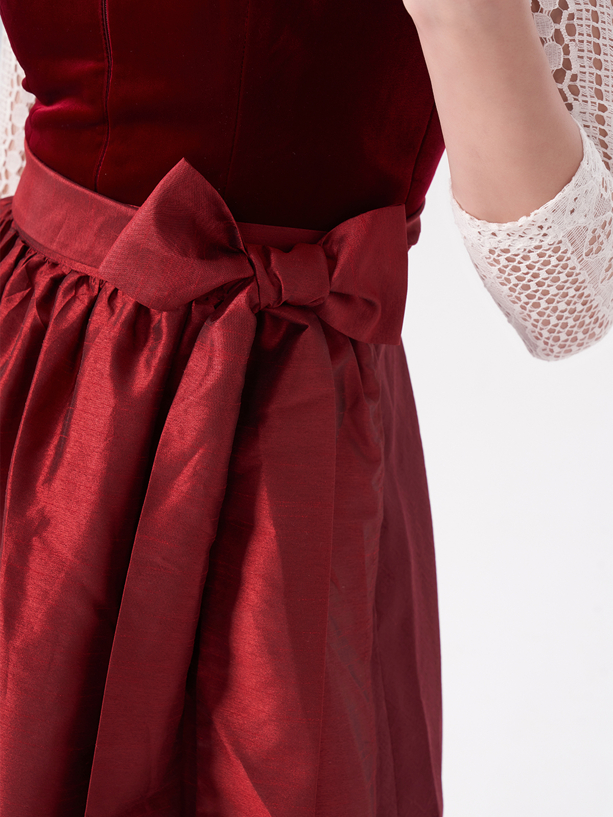 Damen Rot Gerader Ausschnitt Zwei verdeckte Eingriffstaschen Dirndl KLAUDIA