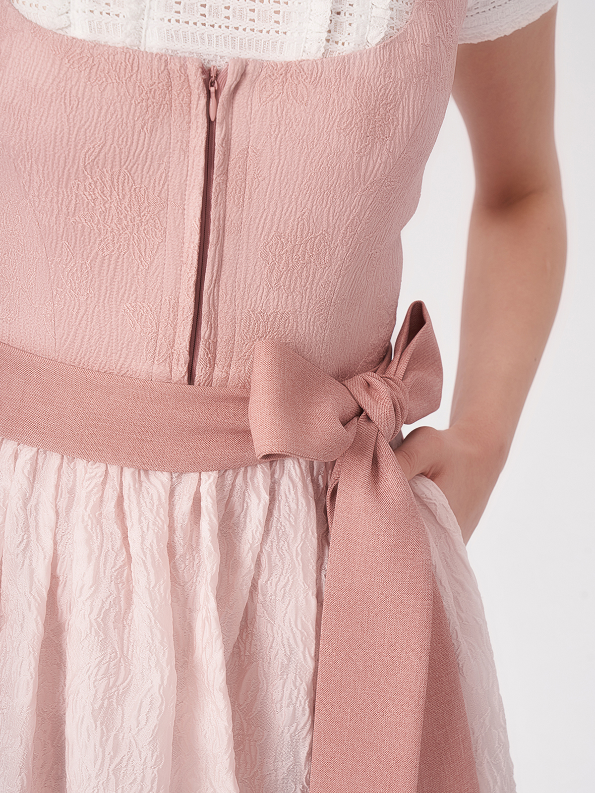 Damen Rosa Gerader Ausschnitt Zwei verdeckte Eingriffstaschen Dirndl ANJA
